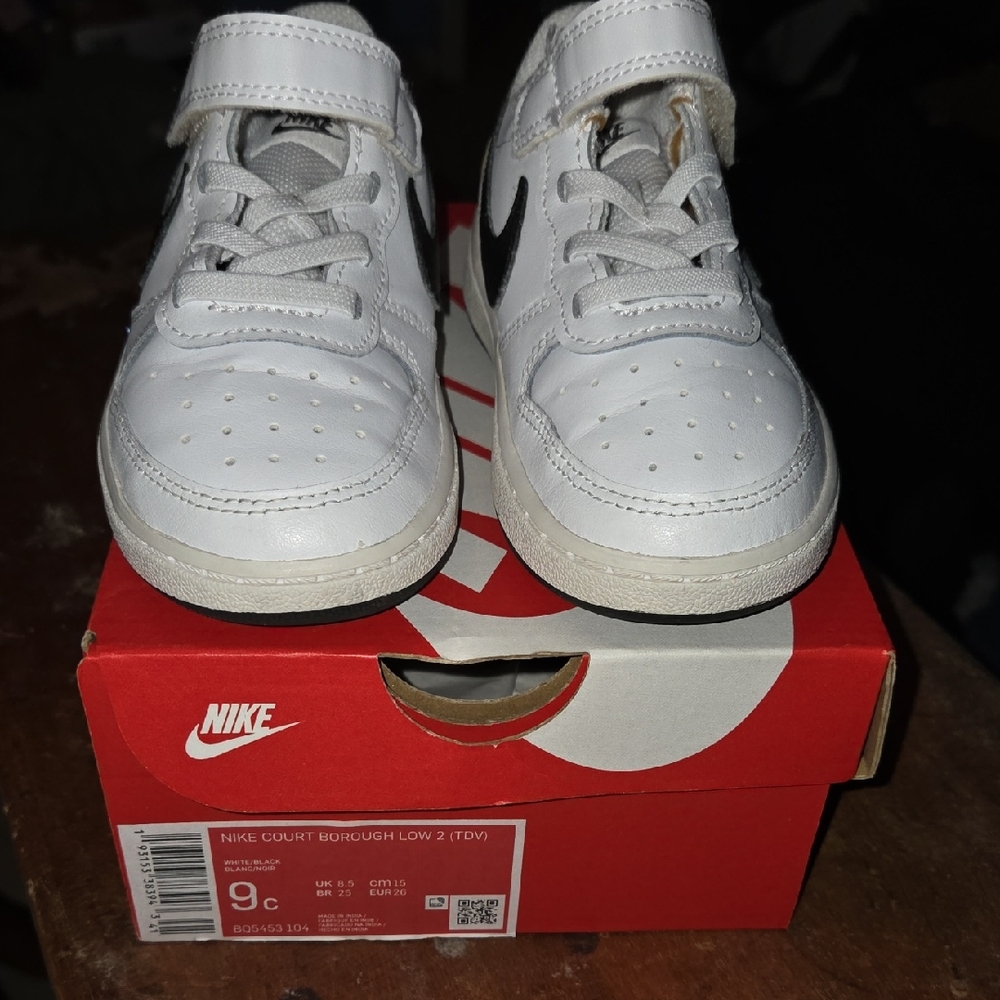 Nike Kids White and Black Sneakers
